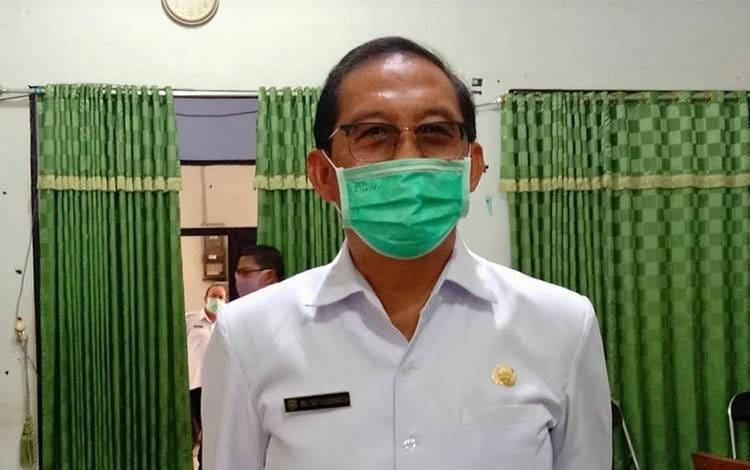 Kepala Dinas Kesehatan Kabupaten Pulang Pisau, dr Muliyanto Budihardjo, MHlth., Sc yang juga Jubir GTPP Covid-19 Pulang Pisau