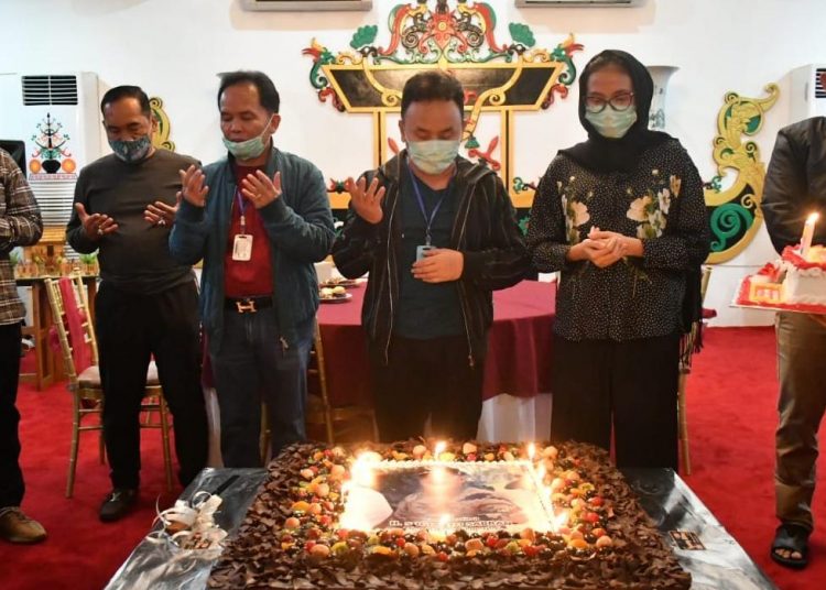 Perayaan ulang tahun gubernur Sugianto Sabran yang ke 47 di rumah jabatan, Istana Isen Mulang, Minggu (5/7/2020) dini hari