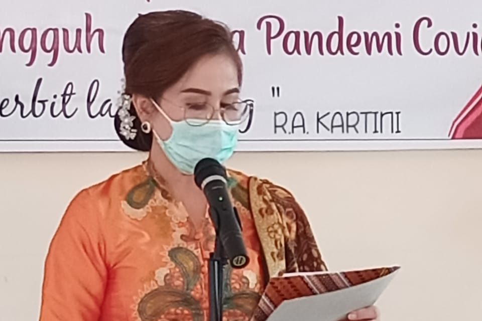 Ketua Tp Pkk Kabupaten Barito Timur Ny. Munita Mustika Dewi Ampera Ay Mebas Dalam Sambutannya