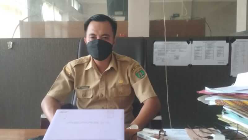 Plt. Camat Paju Epat, Fredi Tangkasiang