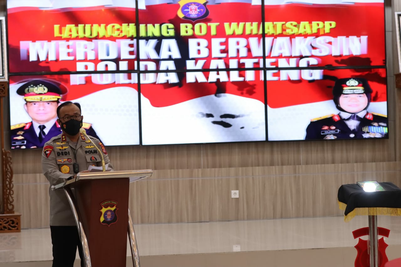 Kapolda Kalteng Irjen Pol Dedi Prasetyo meluncurkan WA Bot Merdeka Bervaksin