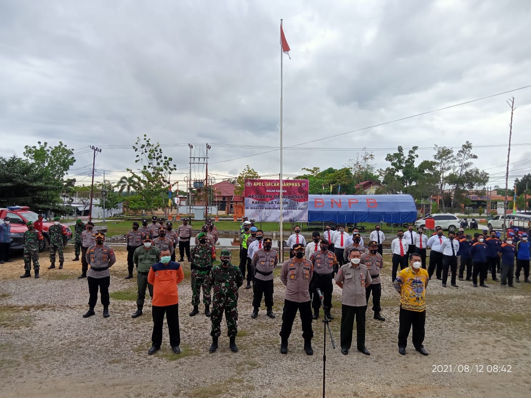 Pelaksanaan Apel Gelar Sarana Prasarana (Sarpras) dalam rangka kesiapan menghadapi kebakaran hutan dan lahan (Karhutla) tahun 2021 di wilayah Kabupaten Gunung Mas