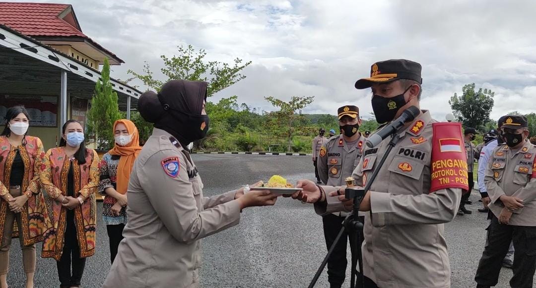 Perayaan HUT Polwan ke-73 di lingkungan Polres Gunung Mas, Rabu (1/9/2021)