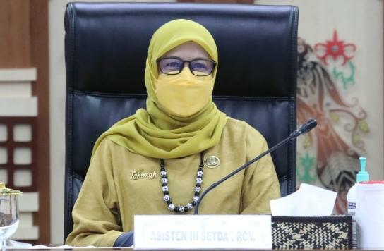 Asisten Administrasi Umum Setda Provinsi Kalteng, Lies Fahimah