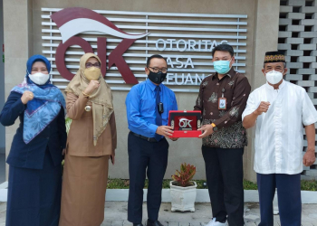 MES Kalteng melakukan percepatan untuk meningkatkan literasi kepada masyarakat Kalimantan Tengah tentang ekonomi dan keuangan syariah bersama OJK Kalteng