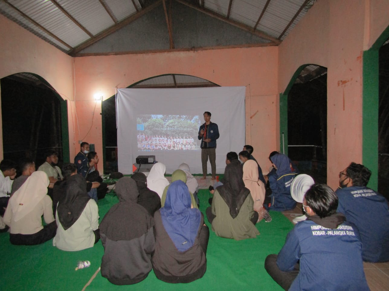 Kegiatan malam keakraban HIMA Kobar Palangka Raya