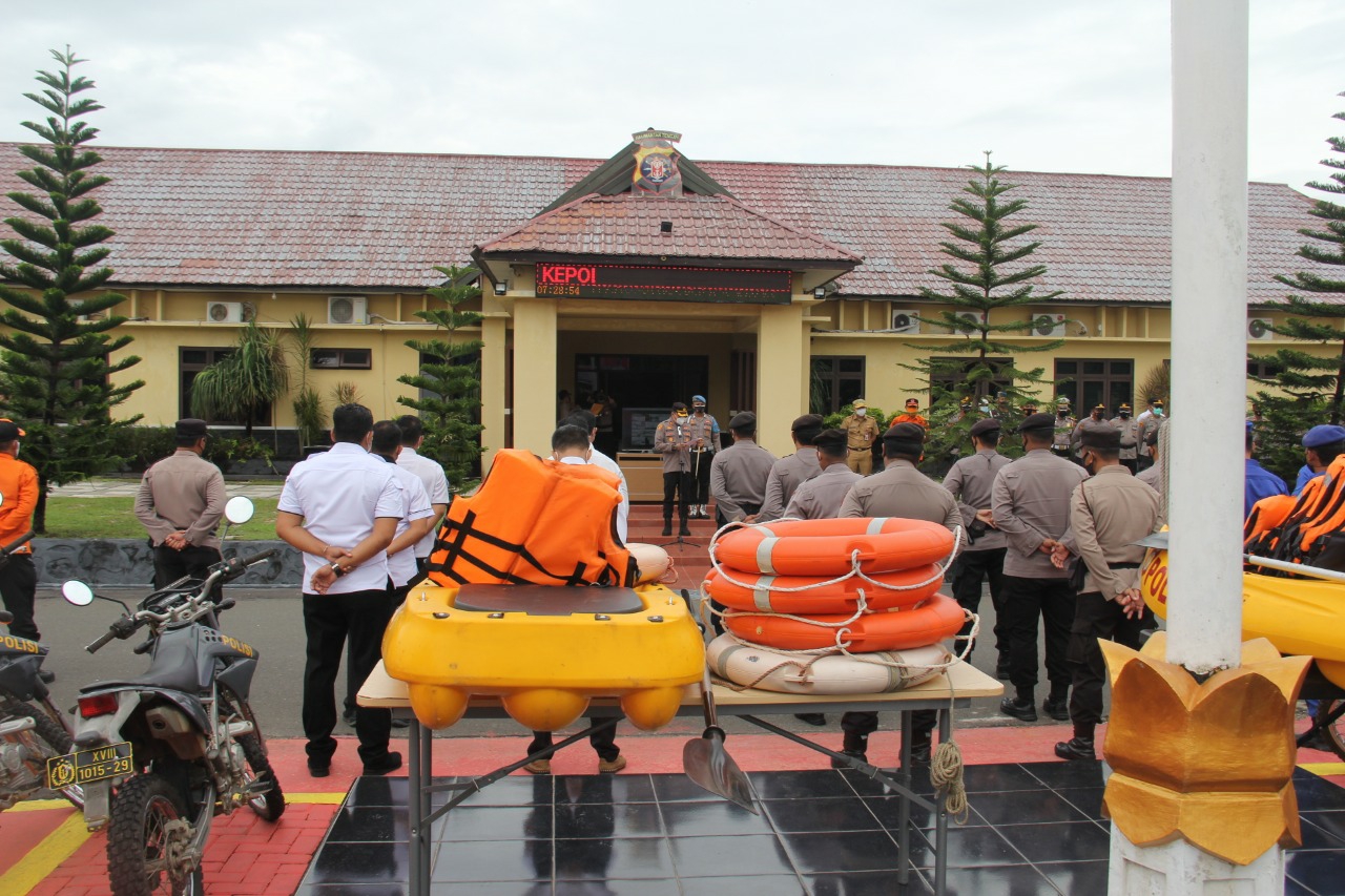 Kapolres pimpin apel kesiapan sarpas menghadapi bencana banjir