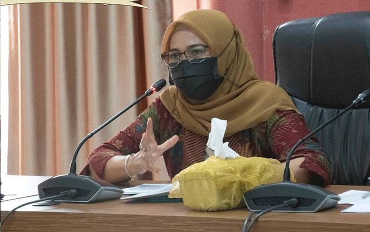 Anggota Komisi C DPRD Kota Palangka Raya, Mukarramah