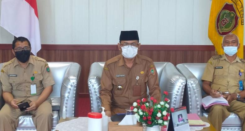 Plt. Asisten Perekonomian dan Pembangunan Setda Prov. Kalteng Andy Arsyad saat membuka secara resmi Rapat Persiapan percepatan Pelaksanaan Stranas PK di Prov. Kalteng