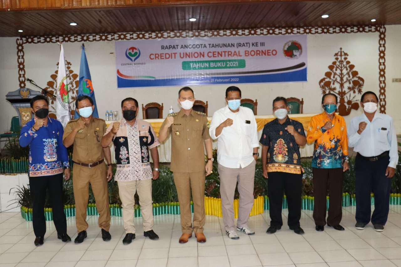 Kegiatan rapat anggota tahunan koperasi Credit Union Central Borneo Tahun 2021 ketiga di GPU Tampung Penyang Kuala Kurun, Senin (21/2/2022)