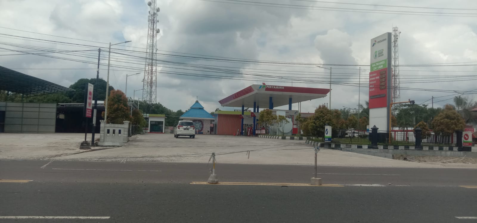 Jalan Tjilik Riwut KM 2