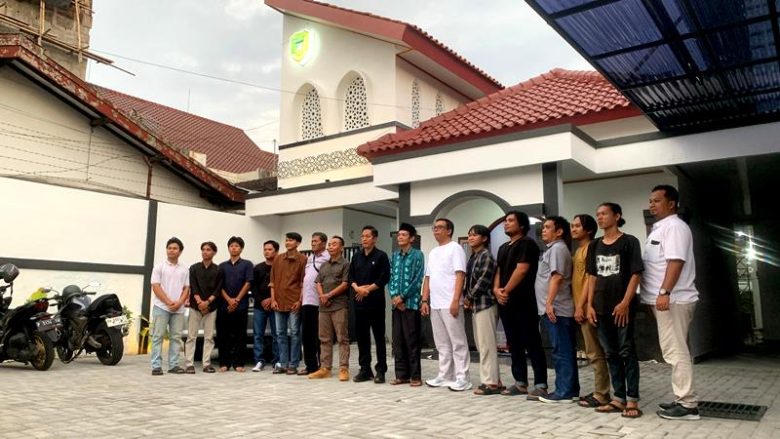 Penjabat (Pj) Bupati Barito Utara, Drs Muhlis menghadiri acara syukuran selesainya rehabilitasi Asrama Mahasiswa Putera Barito Utara di Jogjakarta,