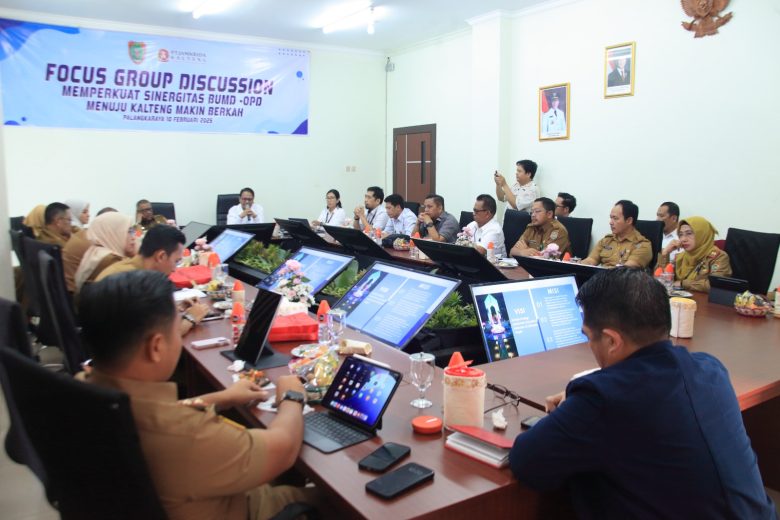 Plt. Sekretaris Daerah (Sekda) Kalteng, Katma F. Dirun, menekankan pentingnya kolaborasi antara Badan Usaha Milik Daerah (BUMD) dan Organisasi Perangkat Daerah (OPD) agar pembangunan daerah berjalan lebih optimal.