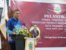 Pj Walikota, saat memberikan sambutan dalam pelantikan Dewan Pengurus Daerah (DPD) Persatuan Perawat Nasional Indonesia (PPNI) Kota Palangka Raya periode 2024-2029