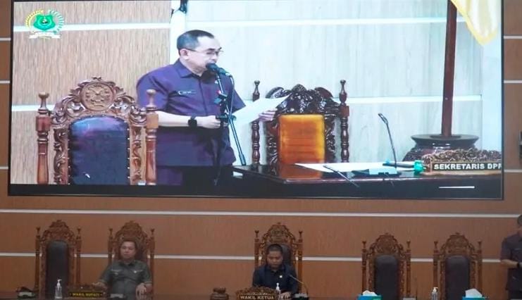 DPRD Kabupaten Kapuas resmi membentuk tiga panitia khusus (pansus) untuk membahas enam rancangan peraturan daerah (raperda) yang diajukan oleh eksekutif.