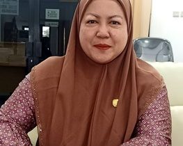 Wakil Ketua II DPRD Kabupaten Barito Utara, Hj Henny Rosgiaty Rusli