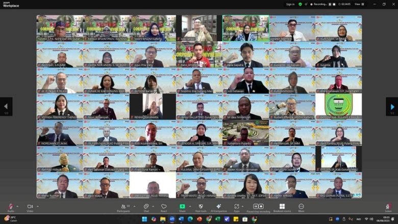 Kegiatan yang digelar secara blended learning ini diikuti 44 peserta dari perangkat daerah di tingkat provinsi dan kabupaten/kota se-Kalimantan Tengah.