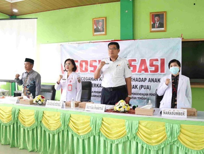 Pemerintah Provinsi Kalimantan Tengah melalui Dinas P3APPKB menggelar Sosialisasi Pencegahan Kekerasan dan Perkawinan Usia Anak di MAN Kota Palangka Raya dan SMA Kristen Palangka Raya