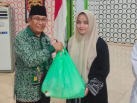 Ketua Komisi I DPRD Murung Raya, Rejikinoor, memberikan apresiasi atas pelaksanaan kegiatan Lebaran Yatim dan Difabel yang digelar oleh Kantor Kementerian Agama Kabupaten Murung Raya