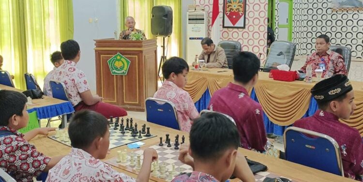 Sebanyak 149 pelajar dari berbagai jenjang pendidikan, mulai SD hingga SMA, mengikuti Turnamen Catur Antar Pelajar yang digelar Percasi Kabupaten Murung Raya
