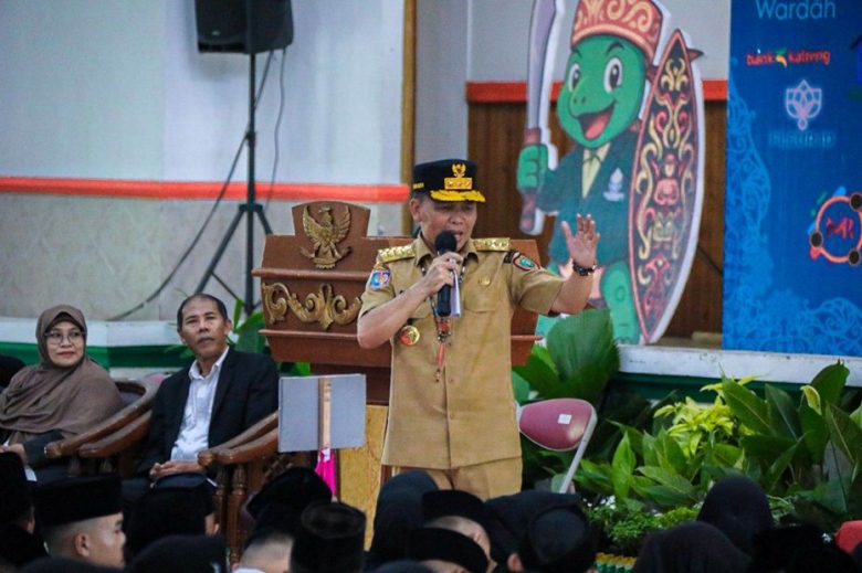Gubernur Kalimantan Tengah H. Agustiar Sabran menghadiri kegiatan Pengenalan Budaya Akademik dan Kemahasiswaan (PBAK) Universitas Islam Negeri (UIN) Palangka Raya Tahun 2025