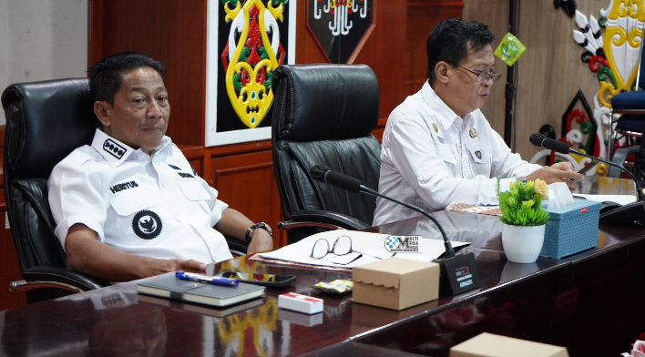 dipimpin langsung oleh Bupati Murung Raya, Heriyus, didampingi Plt. Sekretaris Daerah, Sarwo Mintarjo, bertempat di Aula A Kantor Bupati Murung Raya