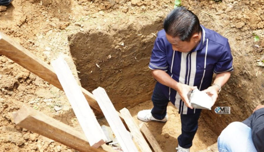 Kegiatan tersebut turut dihadiri Plt Sekretaris Daerah (Sekda) Mura Sarwo Mintarjo, Camat Tanah Siang Selatan Andreas, Kepala Desa Dirung Lingkin, serta jajaran pengurus dan jemaat GPdI Bethesda.