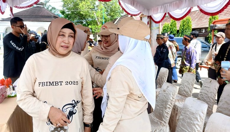 Ketua DPRD Kabupaten Barito Utara, Hj Mery Rukaini