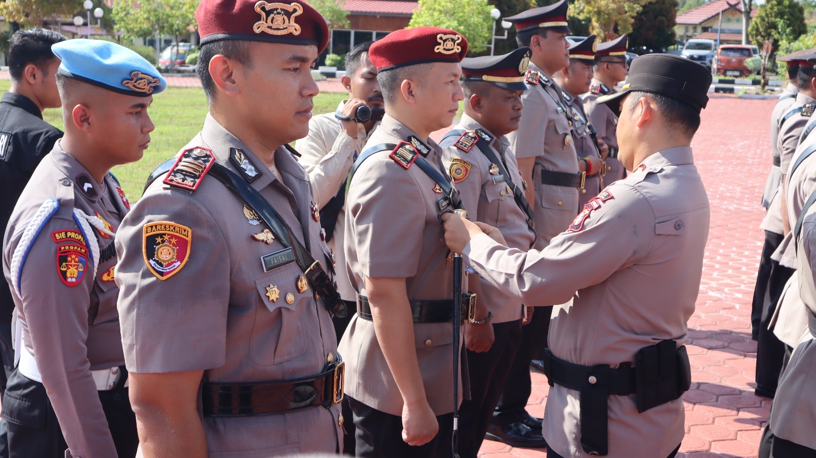 1d35eded 5b4d 4bf5 96c6 39552c60940c