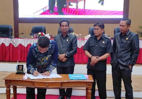 Pemerintah Kabupaten Katingan dan DPRD Katingan resmi menyetujui Rancangan Peraturan Daerah tentang Perubahan APBD Tahun Anggaran 2025.