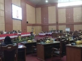DPRD Kota Palangka Raya menggelar Rapat Paripurna ke-6 dengan agenda penyampaian gabungan jawaban fraksi terhadap pendapat Wali Kota terkait dua Rancangan Peraturan Daerah (Raperda) inisiatif DPRD