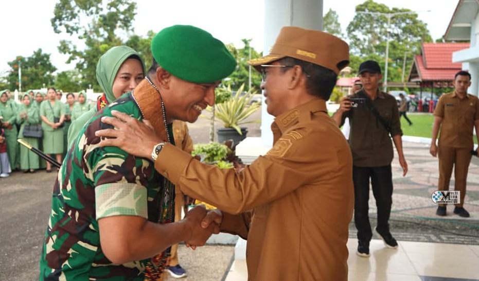 Penyambutan dihadiri langsung oleh Bupati Murung Raya Heriyus bersama Ketua TP-PKK Warnita Heriyus