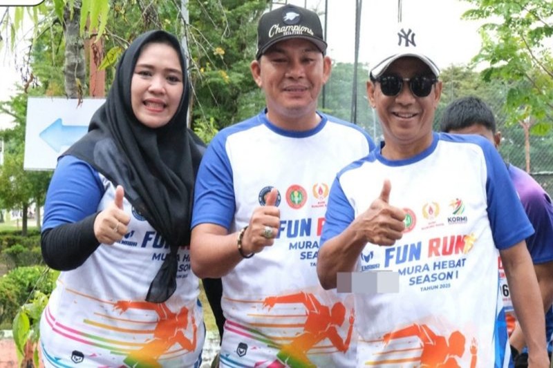 Wakil Ketua I DPRD Murung Raya, Dina Maulidah