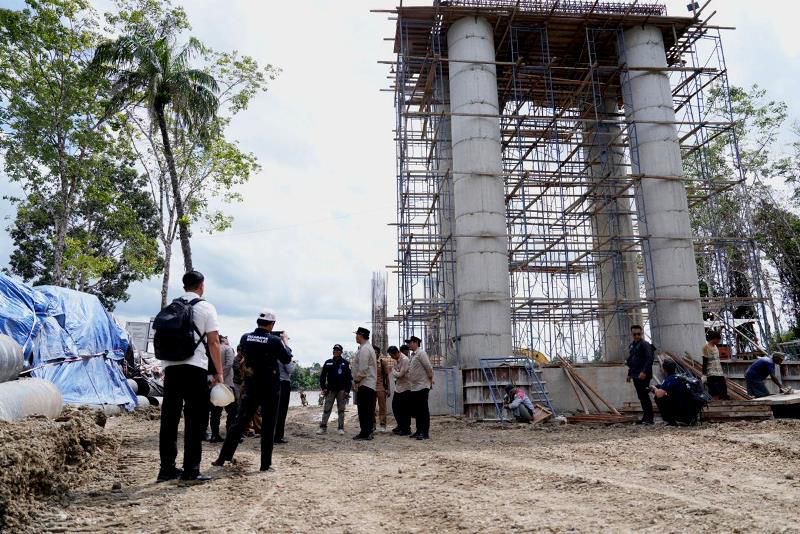 4d899f6e F16f 4db0 8d40 F851986aa1dc